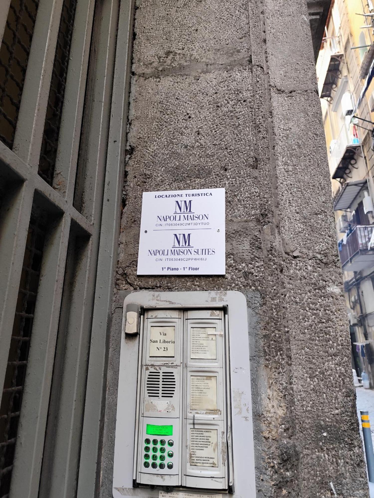 Napoli Maison Suite Buitenkant foto